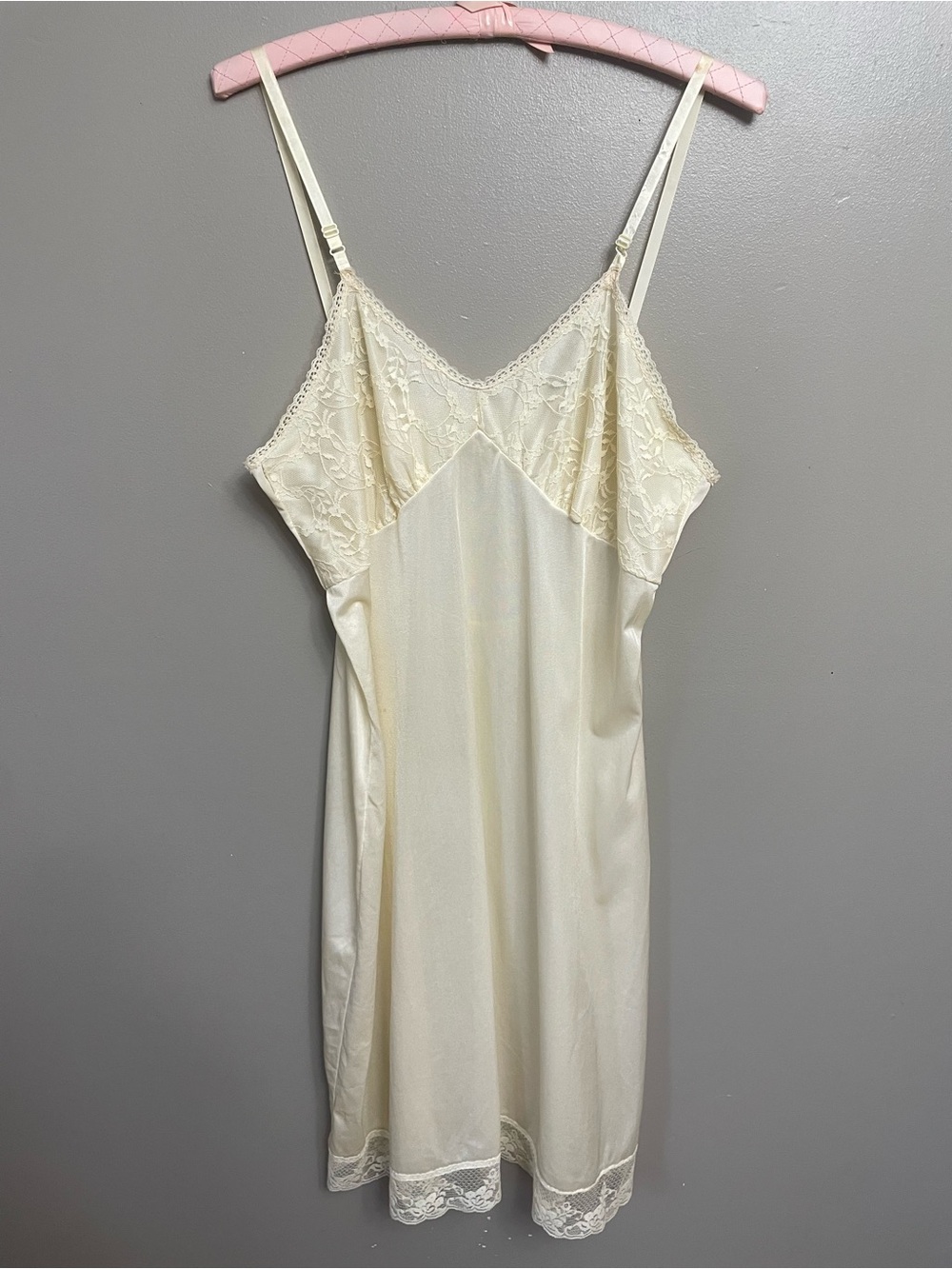 Vintage Sears 70s Full Slip dress Lace Trim Lingerie Made in USA Size 40 cream